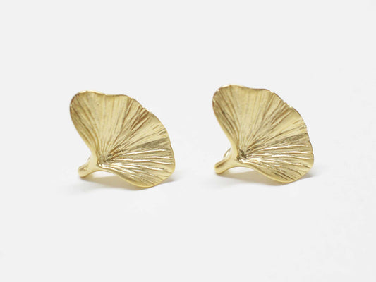 [E0384]/1 pair/Ginkgo leaf Earrings/Brass/Matte Gold plated/10.5x13mm