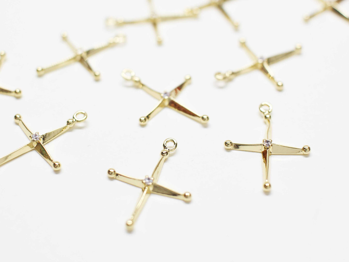 [P1048]2pcs/Thin Cubic Cross Pendant/Brass/Gold/15.6x11.8mm