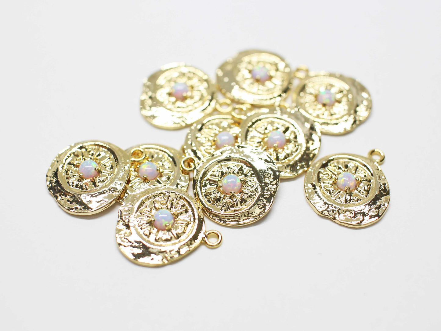 [P1054]2pcs/Vintage Coin Opal Pendant/Brass/Gold/13.5mm