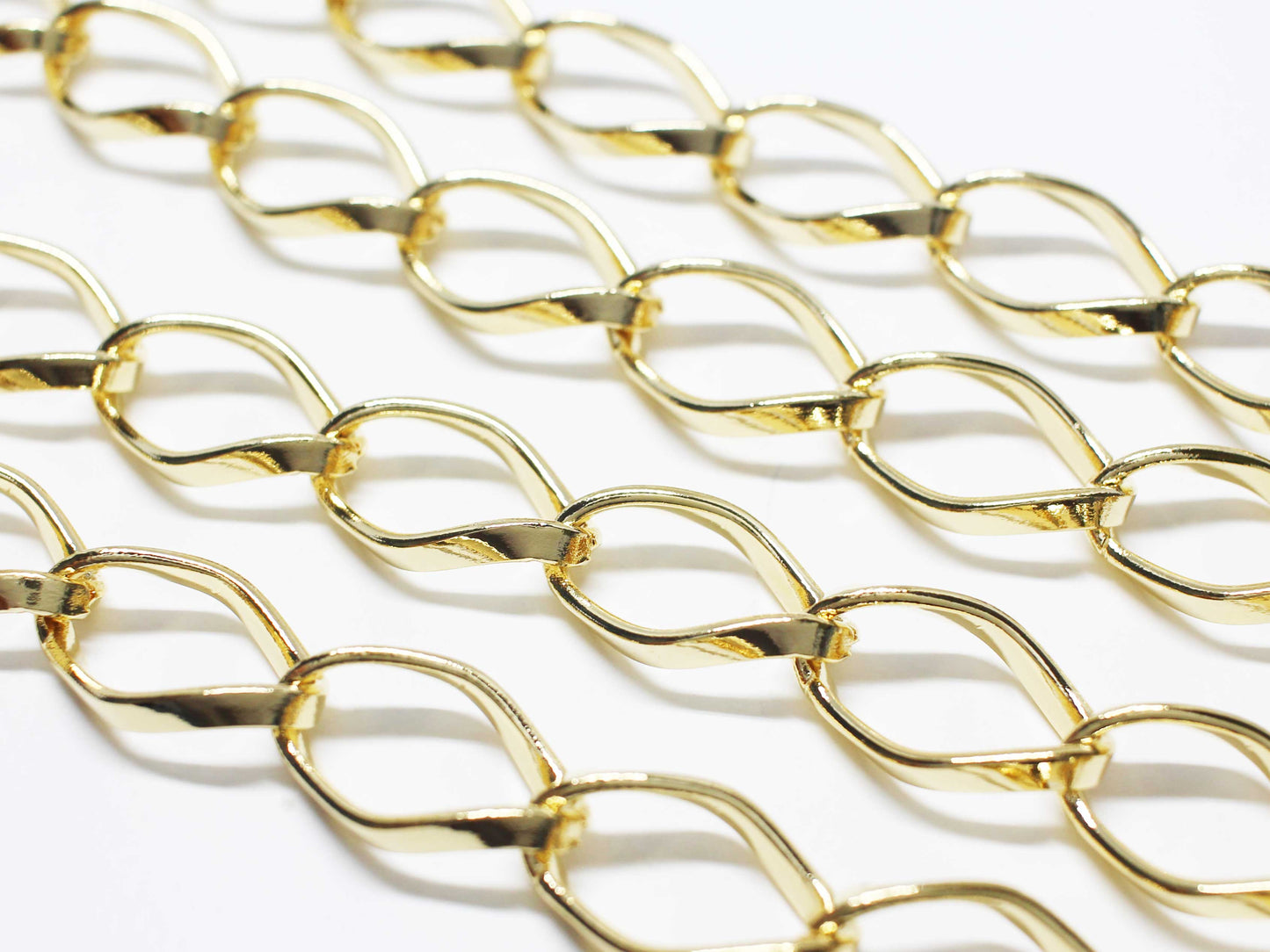 [N0055]/ 1m /Extra Large Oval Chain/Steel/Gold plated/25x16mm