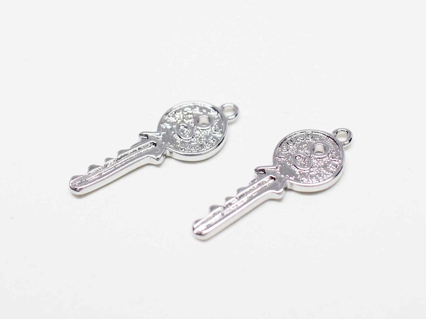 [P1094]/2pcs/Mini Key Charm/Brass/Rhodium/19.5x7.3mm