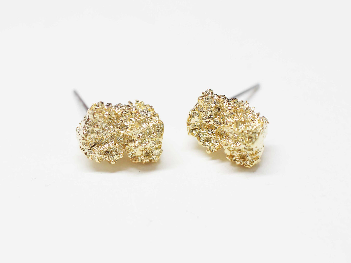 [E0405]/1 pair/Gold nugget earrings/ Brass/Gold plated/12x8mm