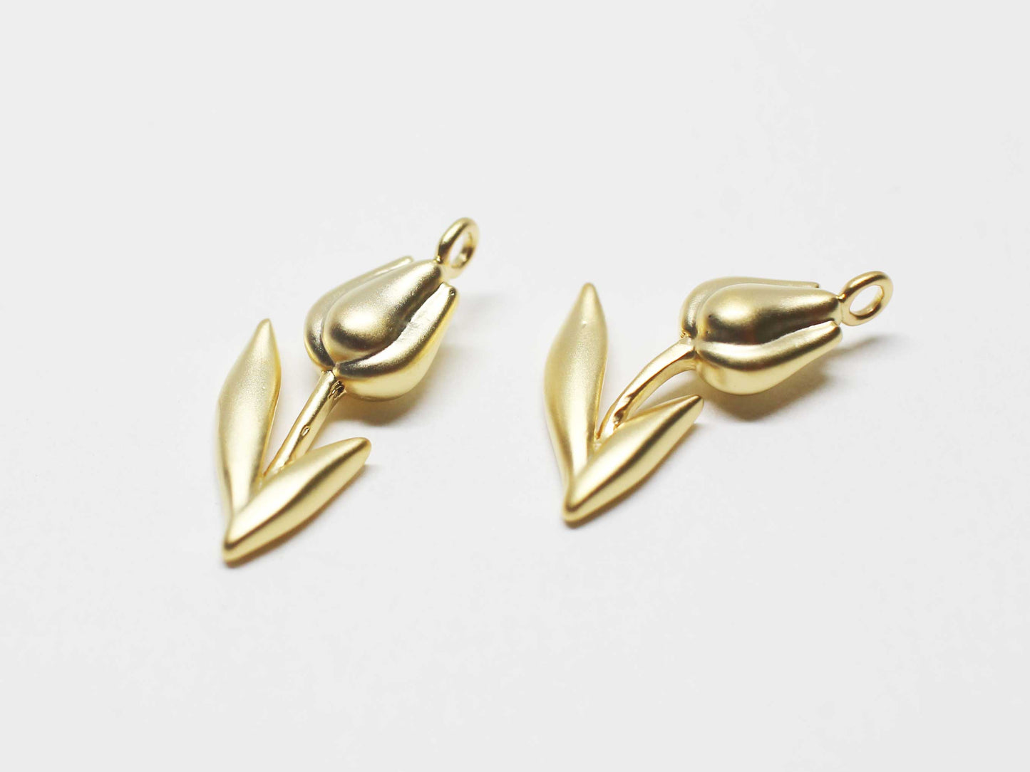 [P1115-1]/2pcs/Tulip Pendant Small/Brass/Matte Gold/18x7mm