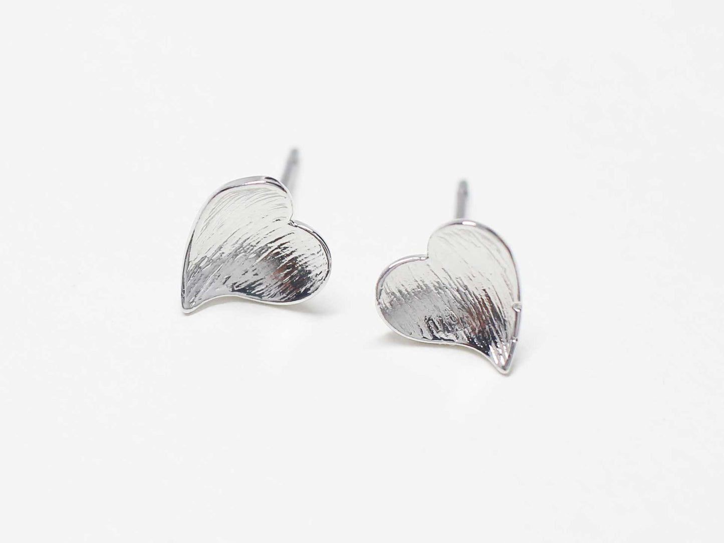 [E0410]/1 pair/Concave Heart Earrings/ Brass/Rhodium plated/8x8mm