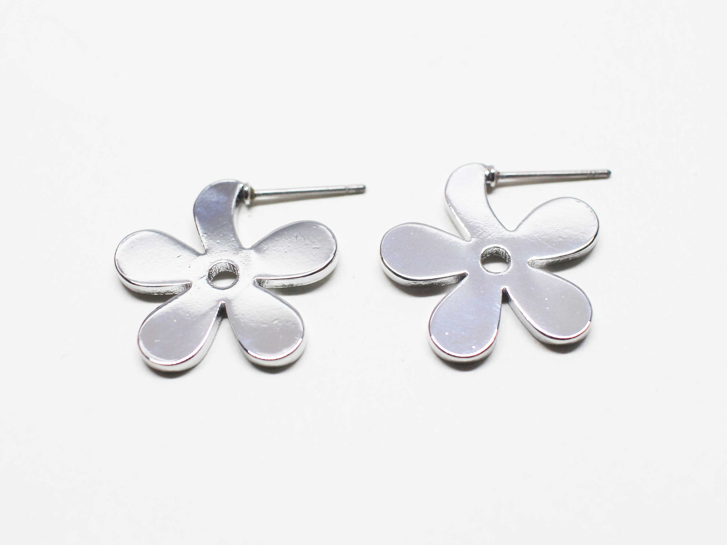 [E0414]/1 pair/Large Petal Earrings/ Brass/Gold plated/20x20mm