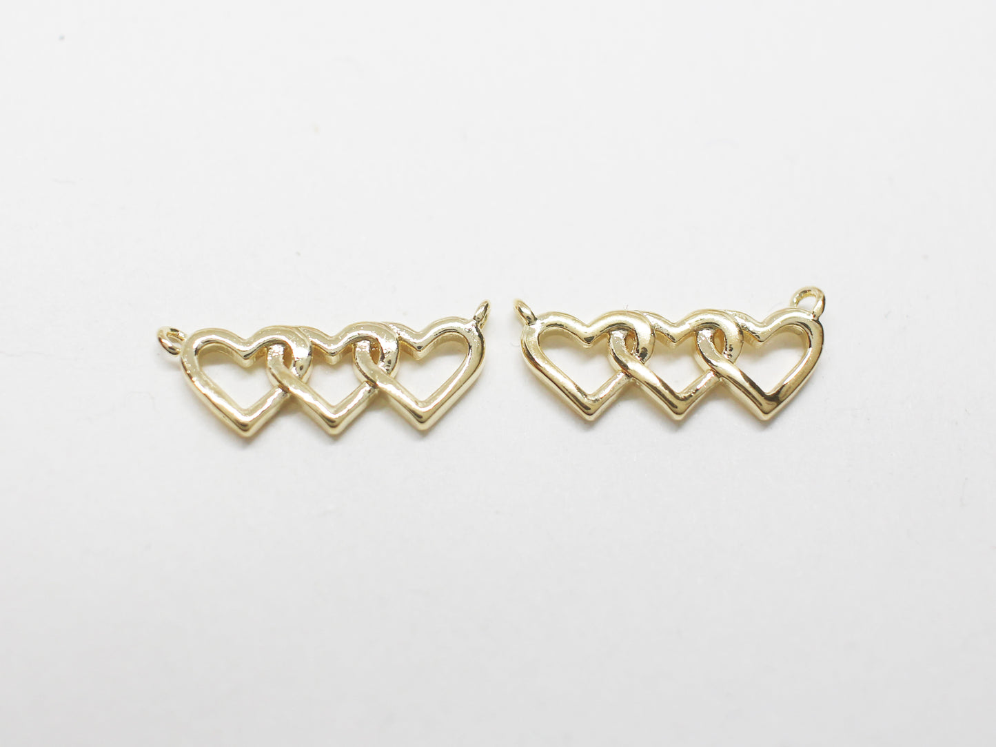 [P1166]2pcs/Triple hearts charm/Brass/Gold/16x8mm