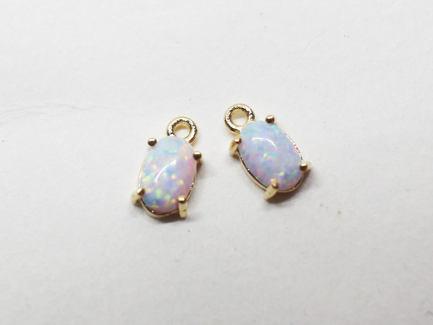 [P1024-2]2pcs/Oval Opal Pendant/Brass /Gold/8.5x4mm