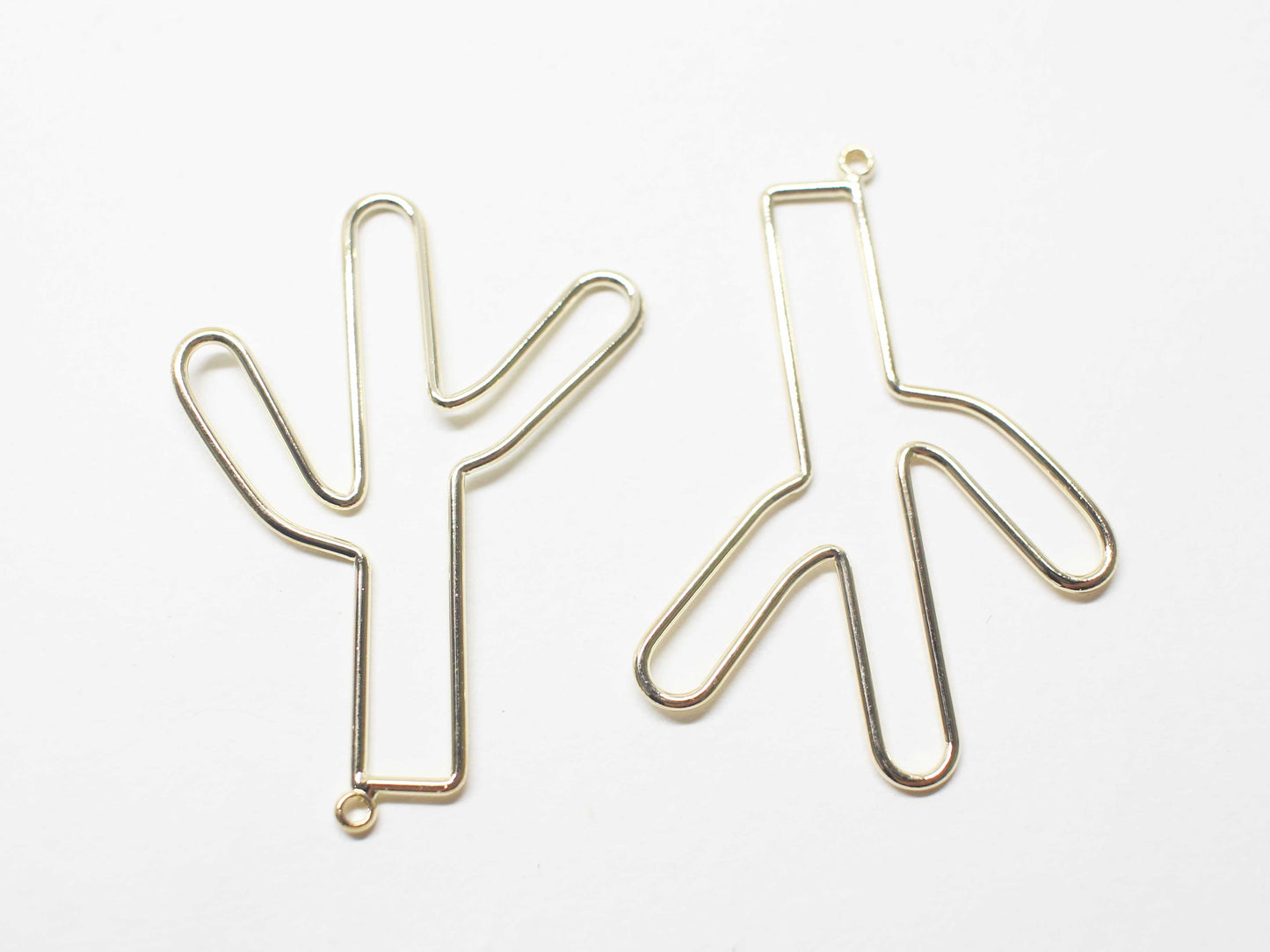 [P1167]2pcs/Wire Cactus Charm/Brass/Gold/41x30.5mm