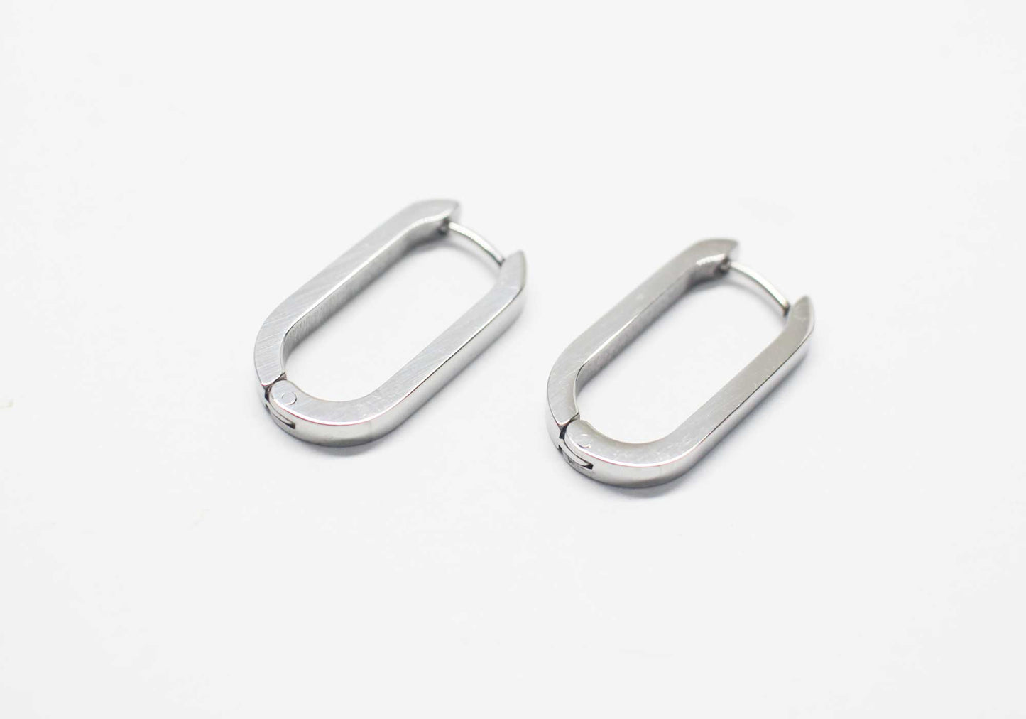 [E0434]/1 pair/Simple Oval Earclip/Surgical Steels/Rhodium plated/22x12mm