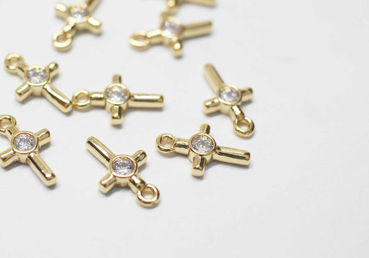 [P1173]2pcs/Mini Cubic Cross&nbsp; Charm/Brass/Gold/13x7.7mm