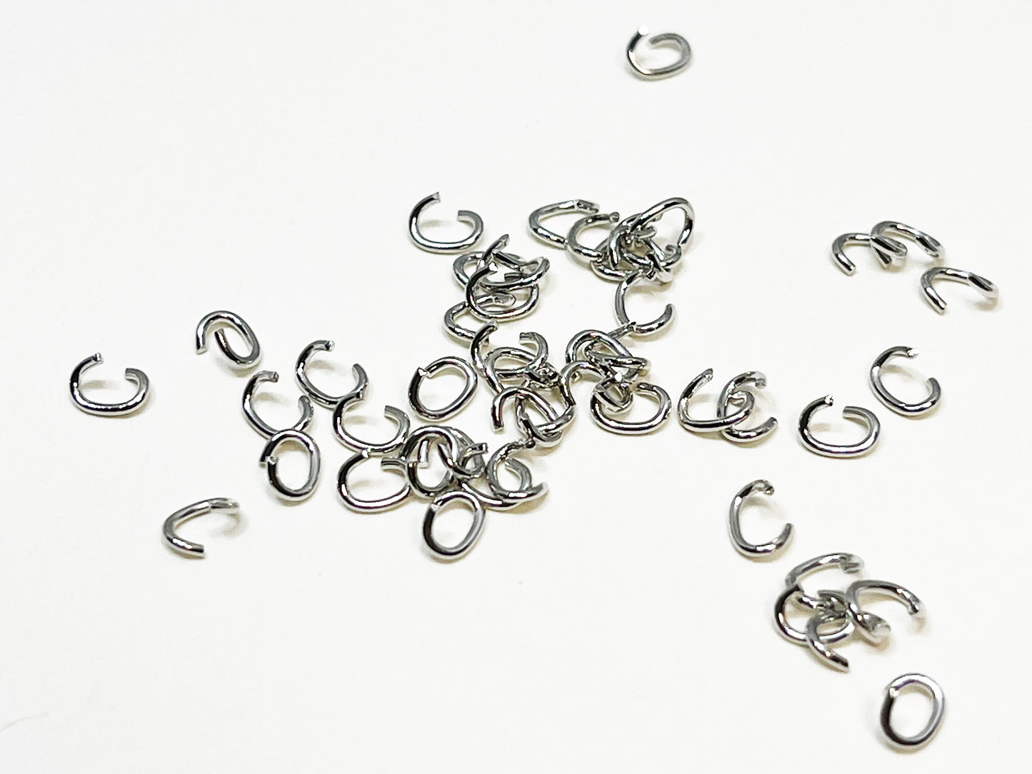 [B0014] 8g, approx 300pcs/C rings/Brass/Rhodium plated/0.6mm